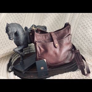 ❤️👜Frye campus crossbody 👜❤️